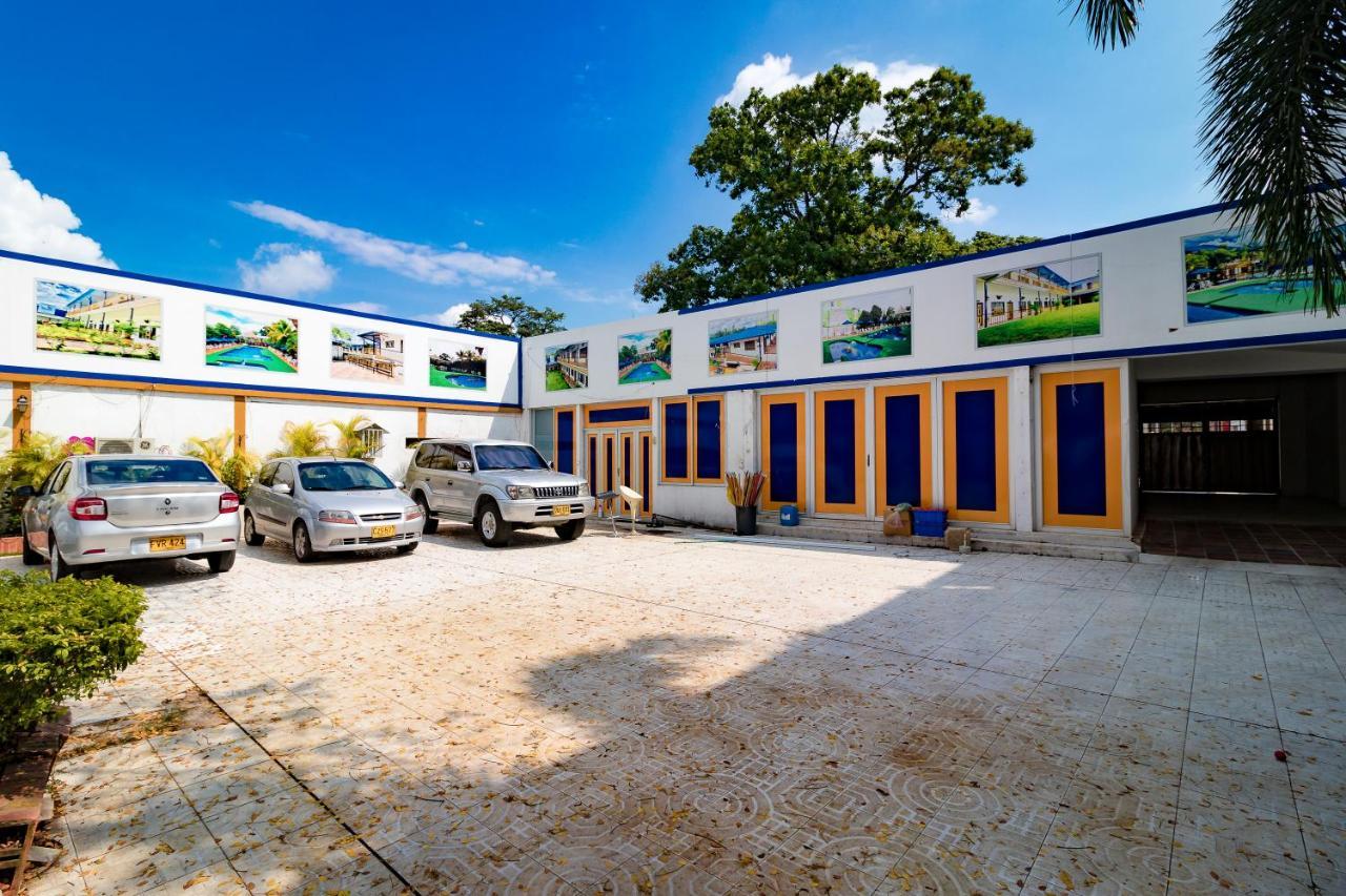 Ayenda 1132 Copiclub Otel Ibagué Dış mekan fotoğraf